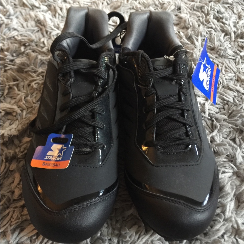 Boys baseball cleats